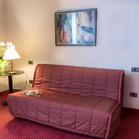 Idea Hotel Piacenza Exterior photo