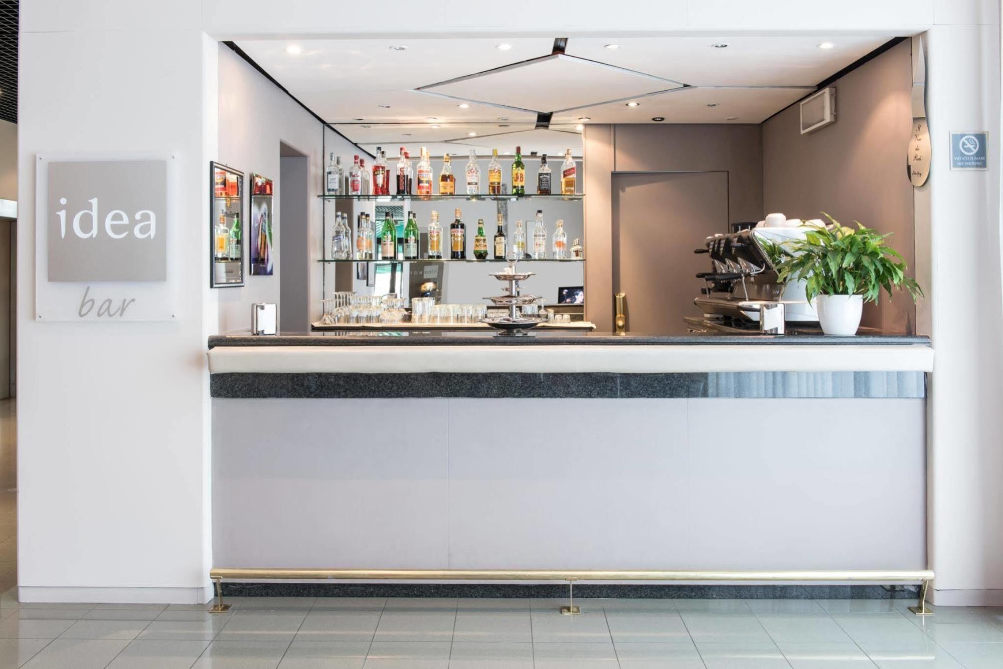Idea Hotel Piacenza Exterior photo