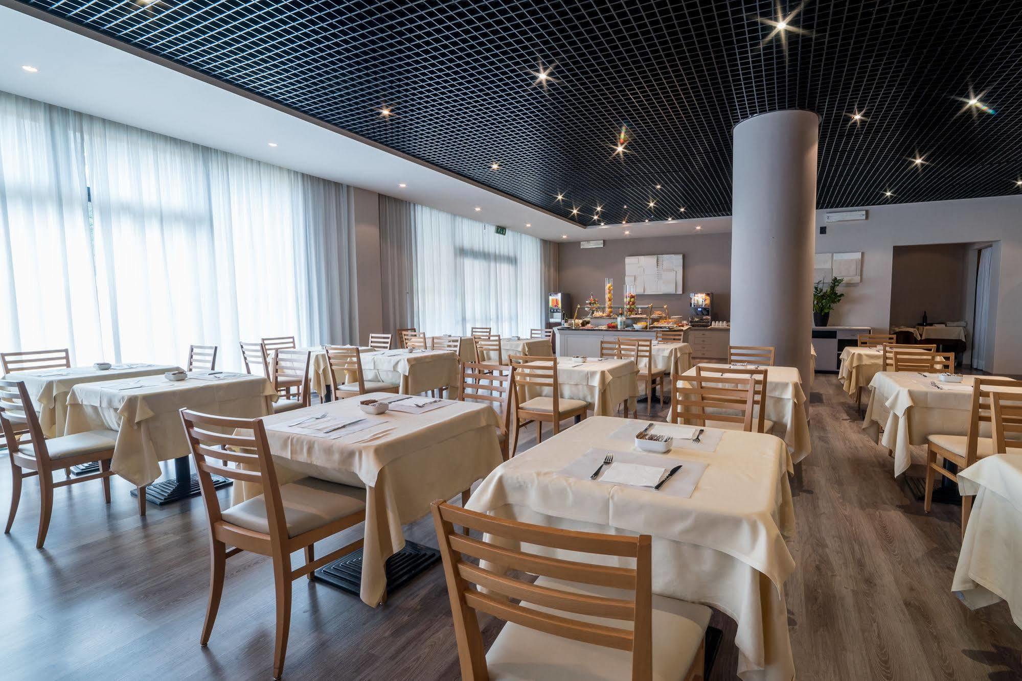 Idea Hotel Piacenza Exterior photo