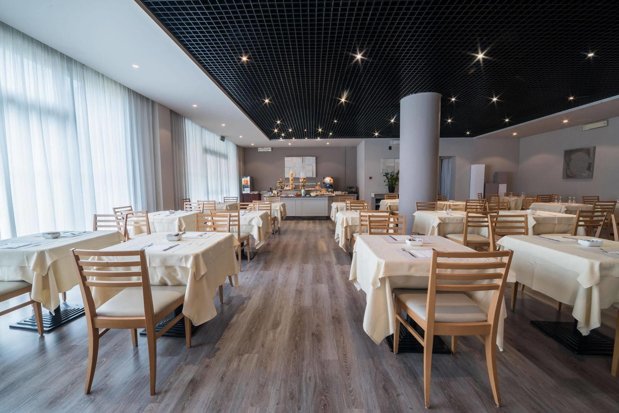 Idea Hotel Piacenza Exterior photo